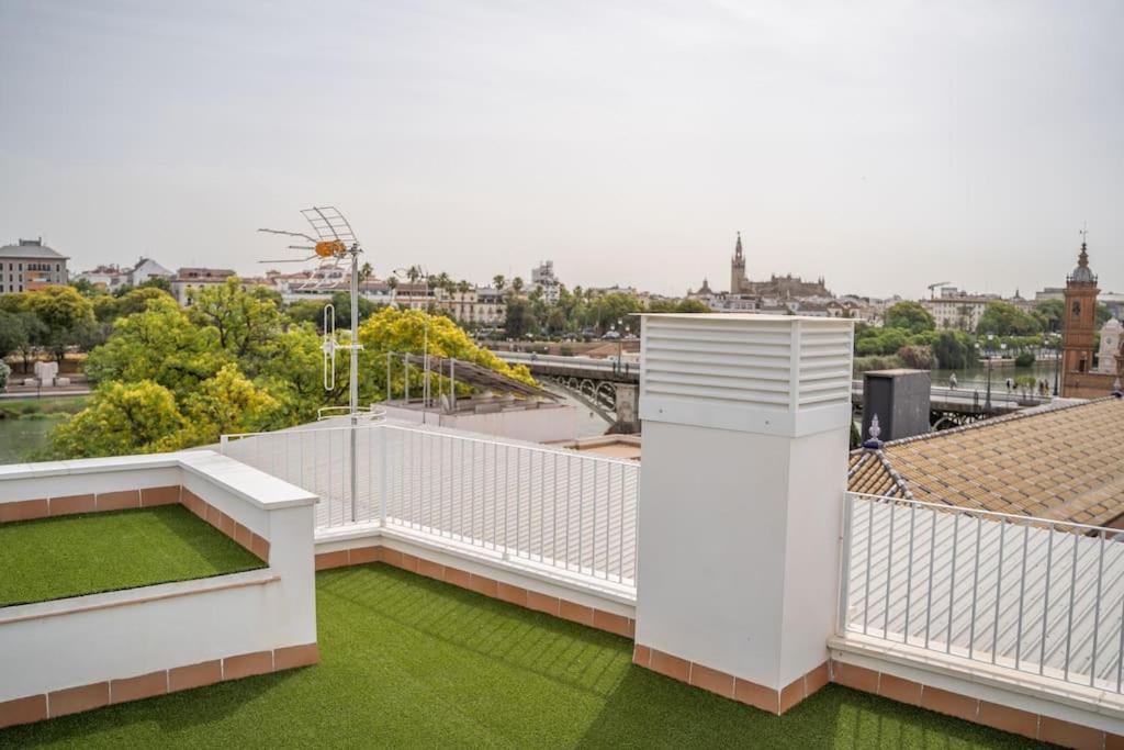 Optimus Corazon De Triana Apartment Seville Luaran gambar